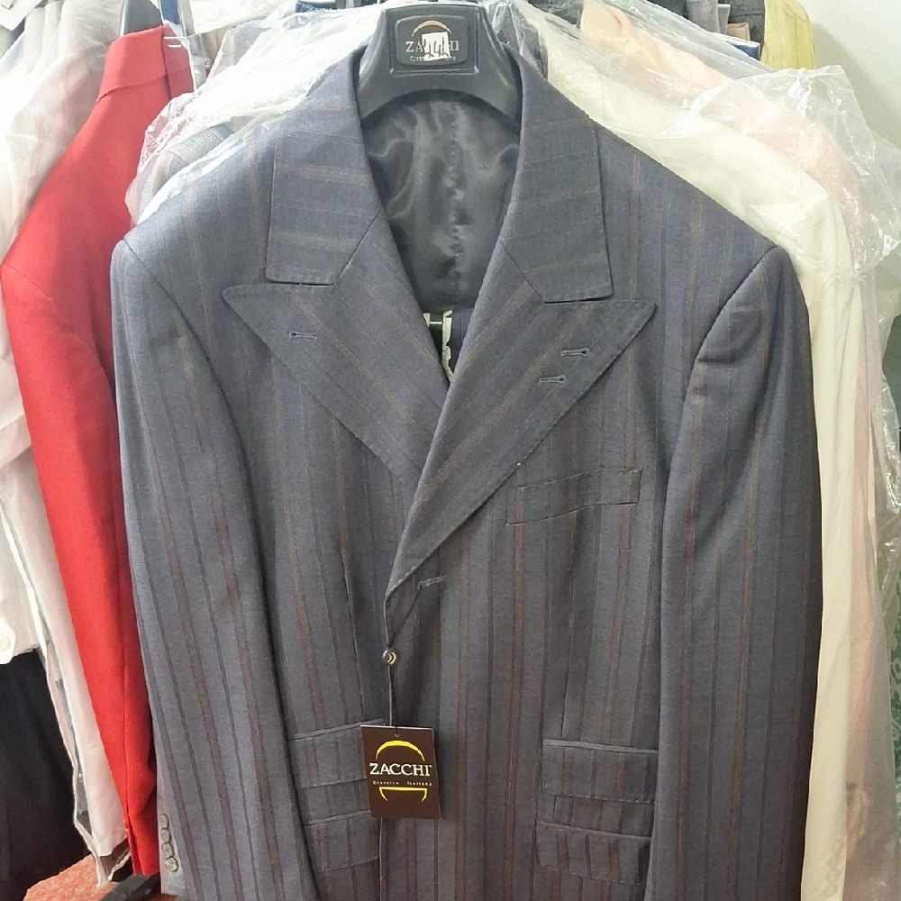 Gray Pinstripe Business Suit with Notched Lapel